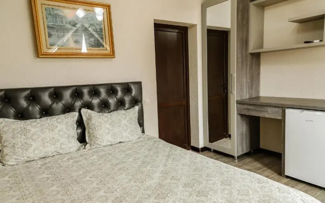 Hotel KONUS