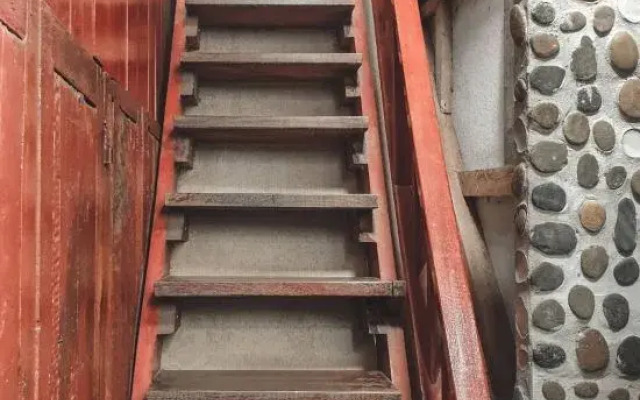 Miss Chiangkhan Soi 19