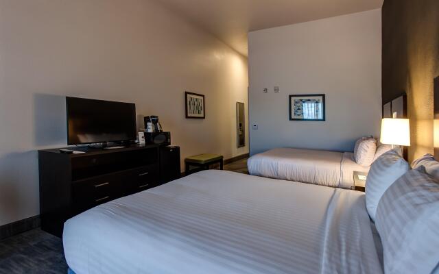 Holiday Inn Express & Suites Gatesville - N. Ft Hood, an IHG Hotel