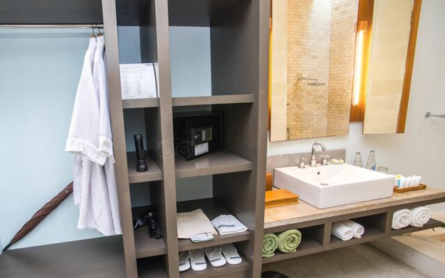 The Elysian Boutique Villa Hotel