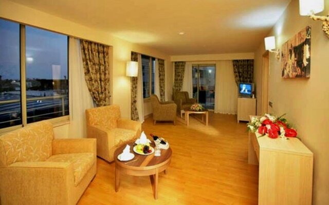 Grand Pearl Beach Resort And Spa
