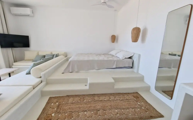 MvibesMykonos homes and studios