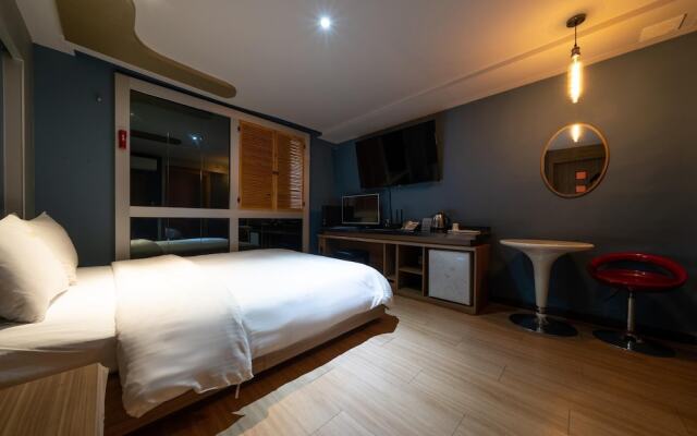 S1 Motel