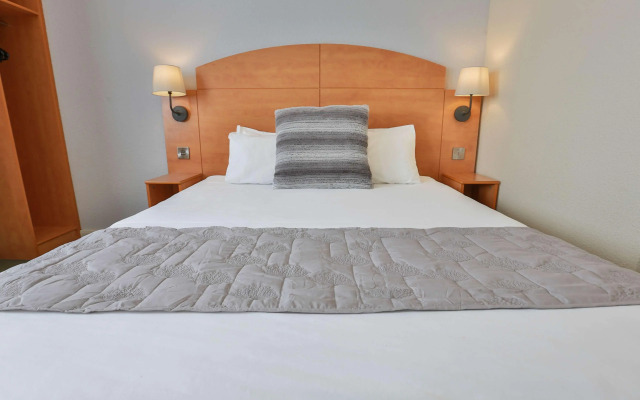 Campanile Milton Keynes - Fenny Stratford