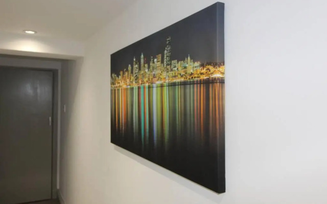 Spacious Central Chic Apartment - Simply Check In