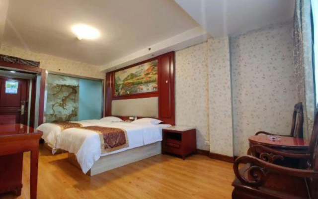 Jinhui Business Hotel