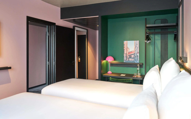 TRIBE Lyon Croix Rousse