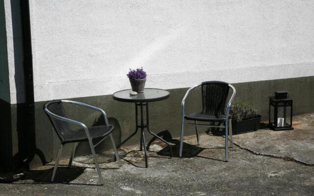 Stenrosgården logi