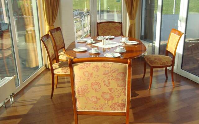 Vier Jahreszeiten Bensersiel