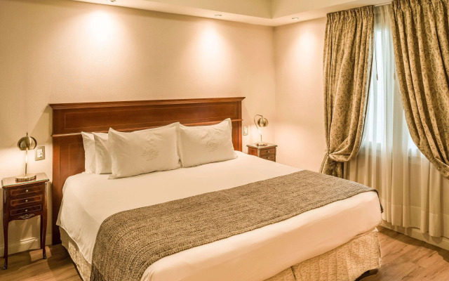 Melia Recoleta Plaza