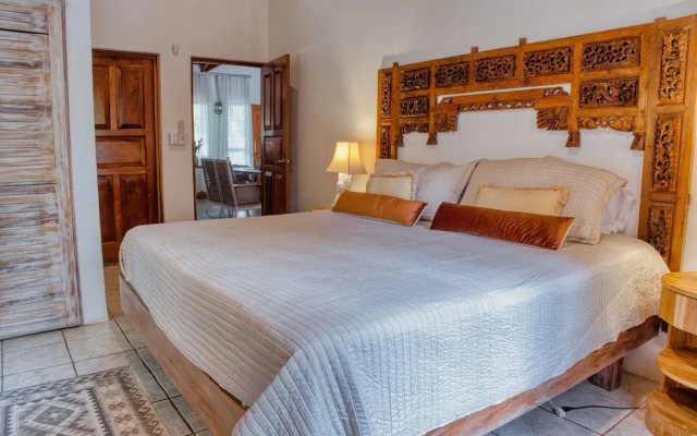 Casa Bonita - 5BR With Pool Walk to Beach