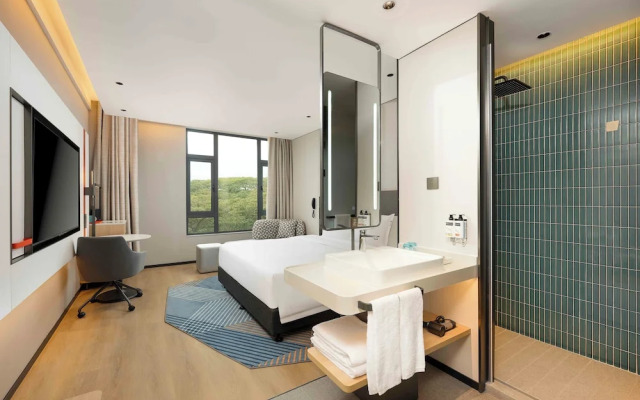 Holiday Inn Express Shanghai PVG Zhuqiao By Ihg
