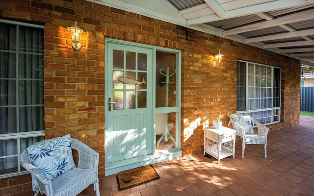 A Fairy Wren Cottage