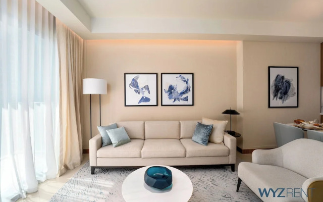 Posh 2 BR in Address Opera Mall Access