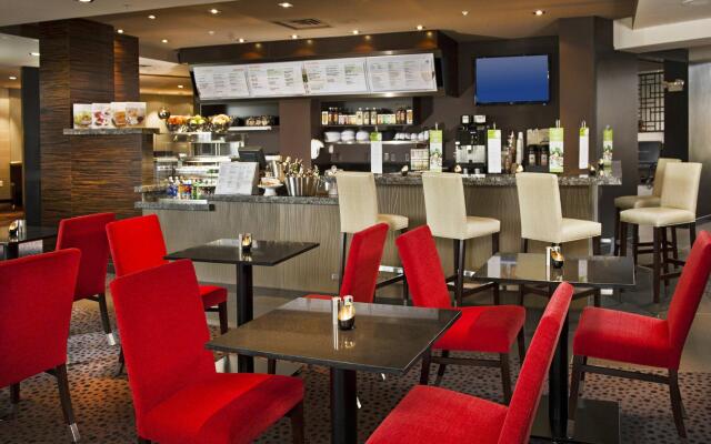 Courtyard by Marriott Dulles Town Center