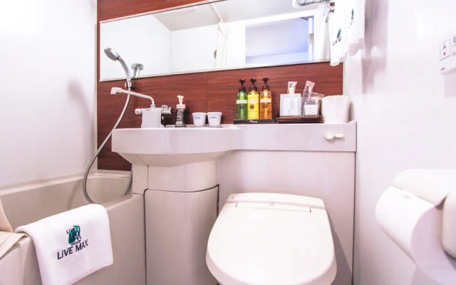 HOTEL LiVEMAX KOBESANNOMIYA