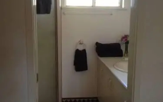 Riverglen Cottage B&B