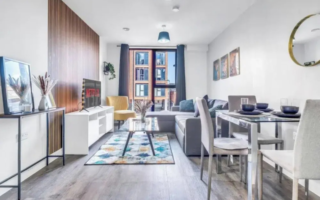 Deritend Apartment With Full Access for Wheelchairs