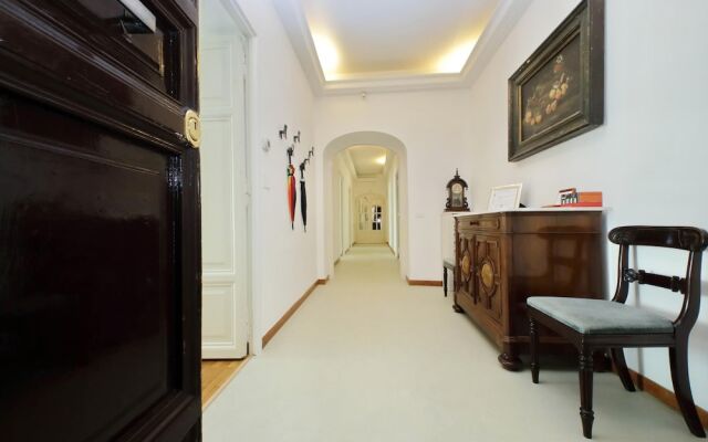 Treasurerome Spanish Steps Family 4BR