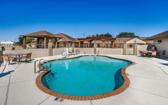 SureStay Hotel by Best Western Alice