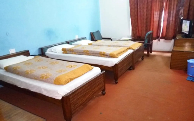 Hotel Himsagar