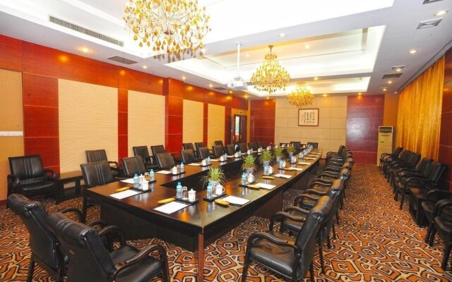 New Overseas Chinese Hotel