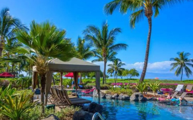 OUTRIGGER Honua Kai Resort & Spa