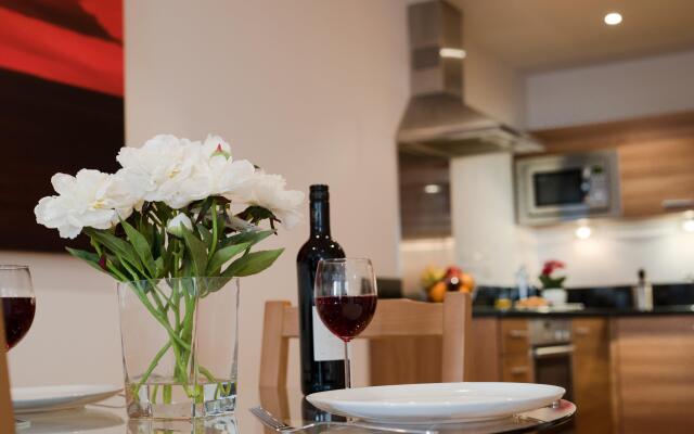 Celador Apartments - Projection West Serviced Apartments