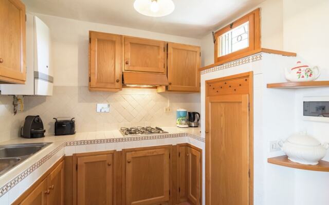 Elegant Holiday Home in Tuscany With Swimming Pool