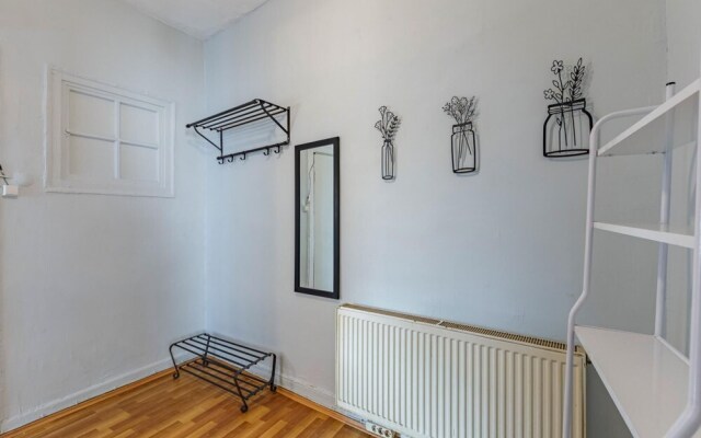 Flat Within Walking Distance to Istiklal Street