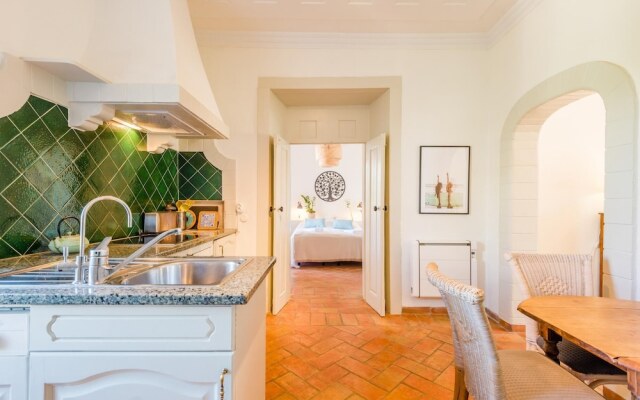 Casa Omlandia With Pool - Lagos Old Town