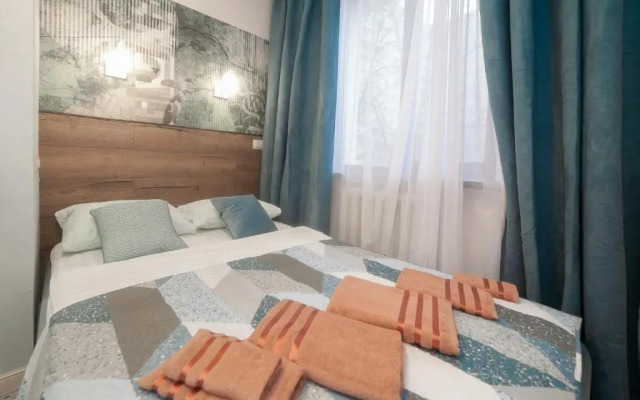 Санди на Фридриха Энгельса 31/35