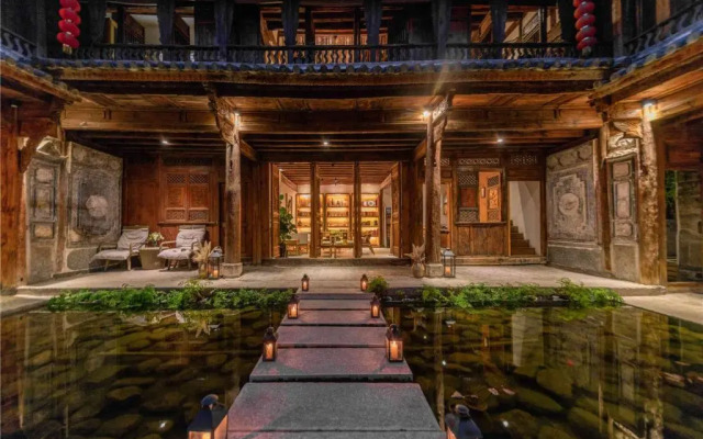 Dali Old Courtyard Boutique Inn