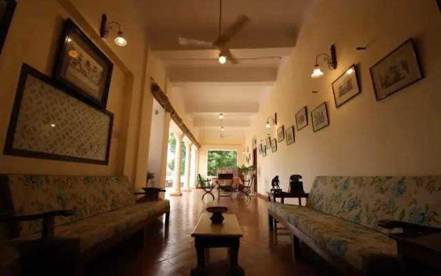 Roop Niwas Kothi, Near Mandawa