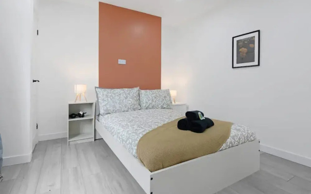 3bed House-free Parking