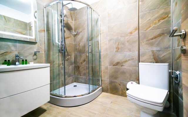 Alezzi Infinity Resort & Spa