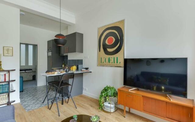 Sublime chic & modern apartment - Paris 5e by GuestReady