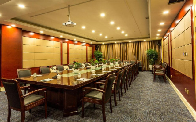 GreenTree Huainan Tianjiaan Square Guangchang road Hotel