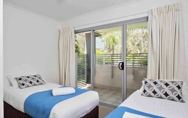 Shoal Bay Beachclub Apartments