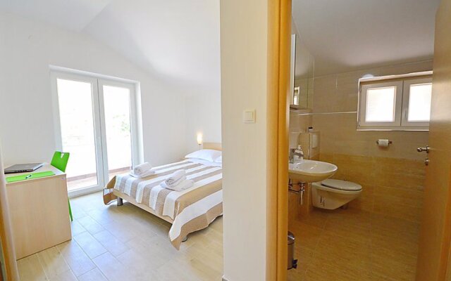 Apartment Iva Krk/Klimno 14356