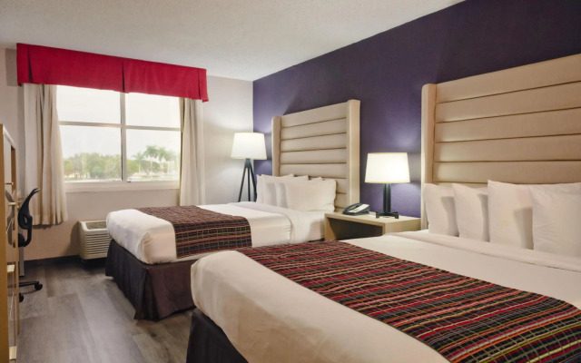 The Palms Inn & Suites