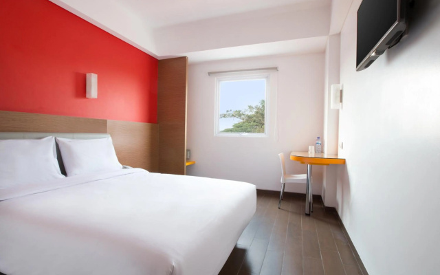 Amaris Hotel Citra Raya – Tangerang – Guest Rooms – Tigaraksa