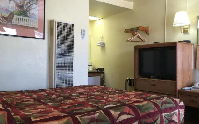 Kiva Motel