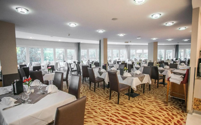 Lotus Therme Hotel & Spa