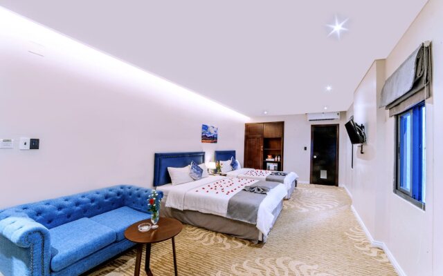Thu Trang Beachfront Hotel