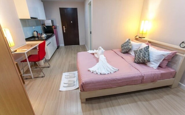 Sukhumvit 64 Pool View Apartment