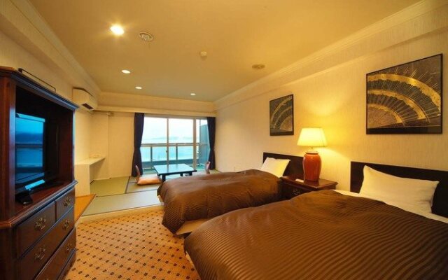 Kamogawa Hills Resort Hotel