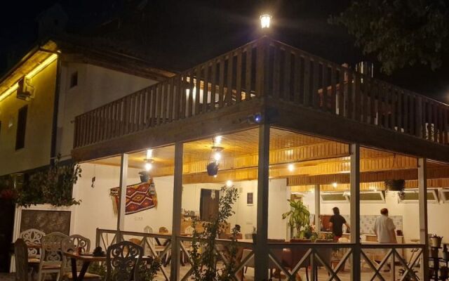 Tas Konak Butik Otel Bungalov