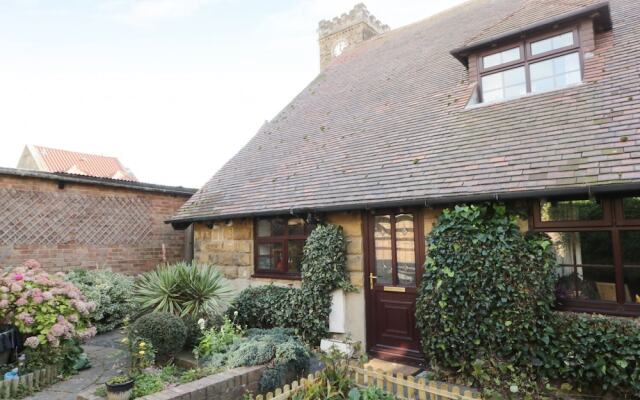 Glebe Hall Apartment