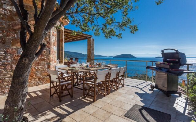 Villa Diona Large Private Pool Walk to Beach Sea Views A C Wifi - 3074